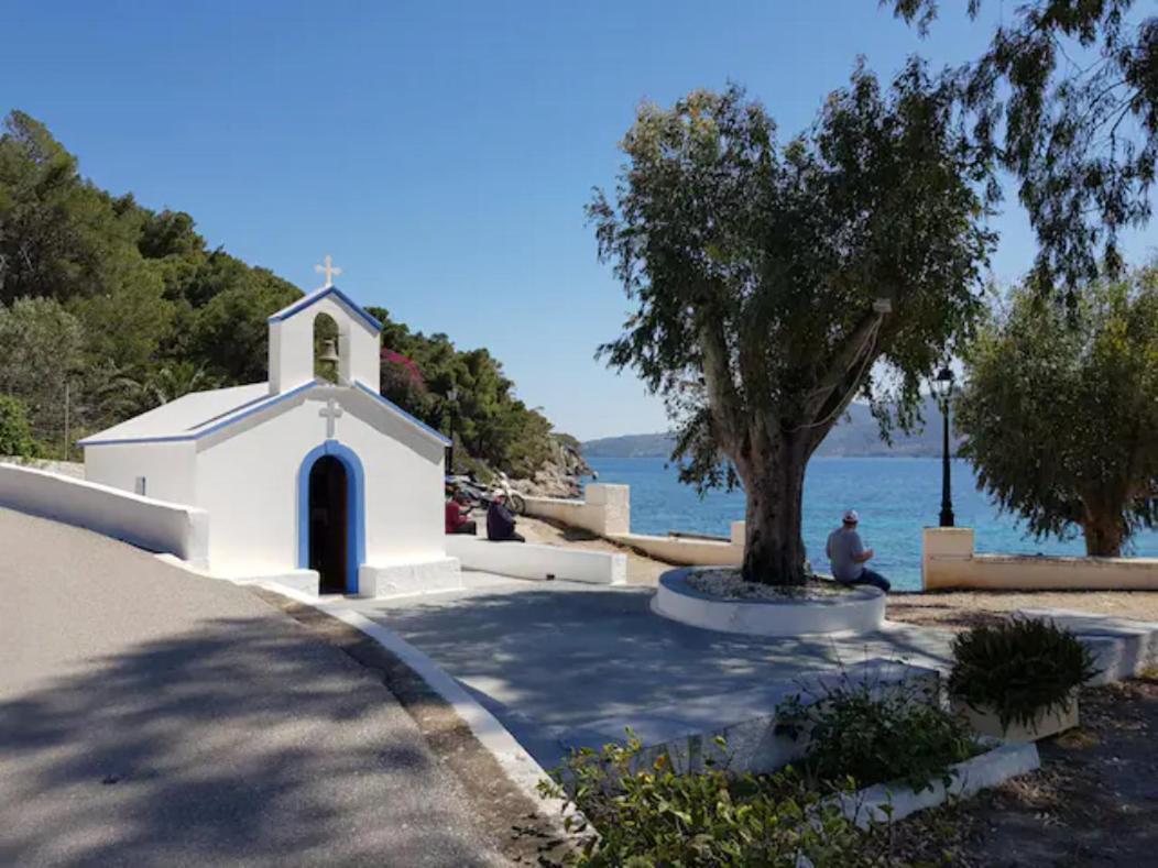 Rigos House At Askeli Beach, Poros Island Villa Poros Town Exterior foto