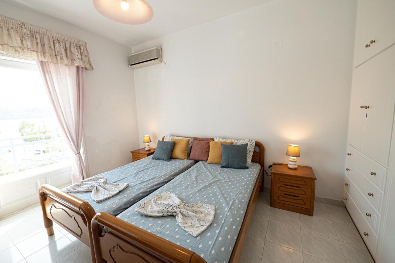 Rigos House At Askeli Beach, Poros Island Villa Poros Town Exterior foto