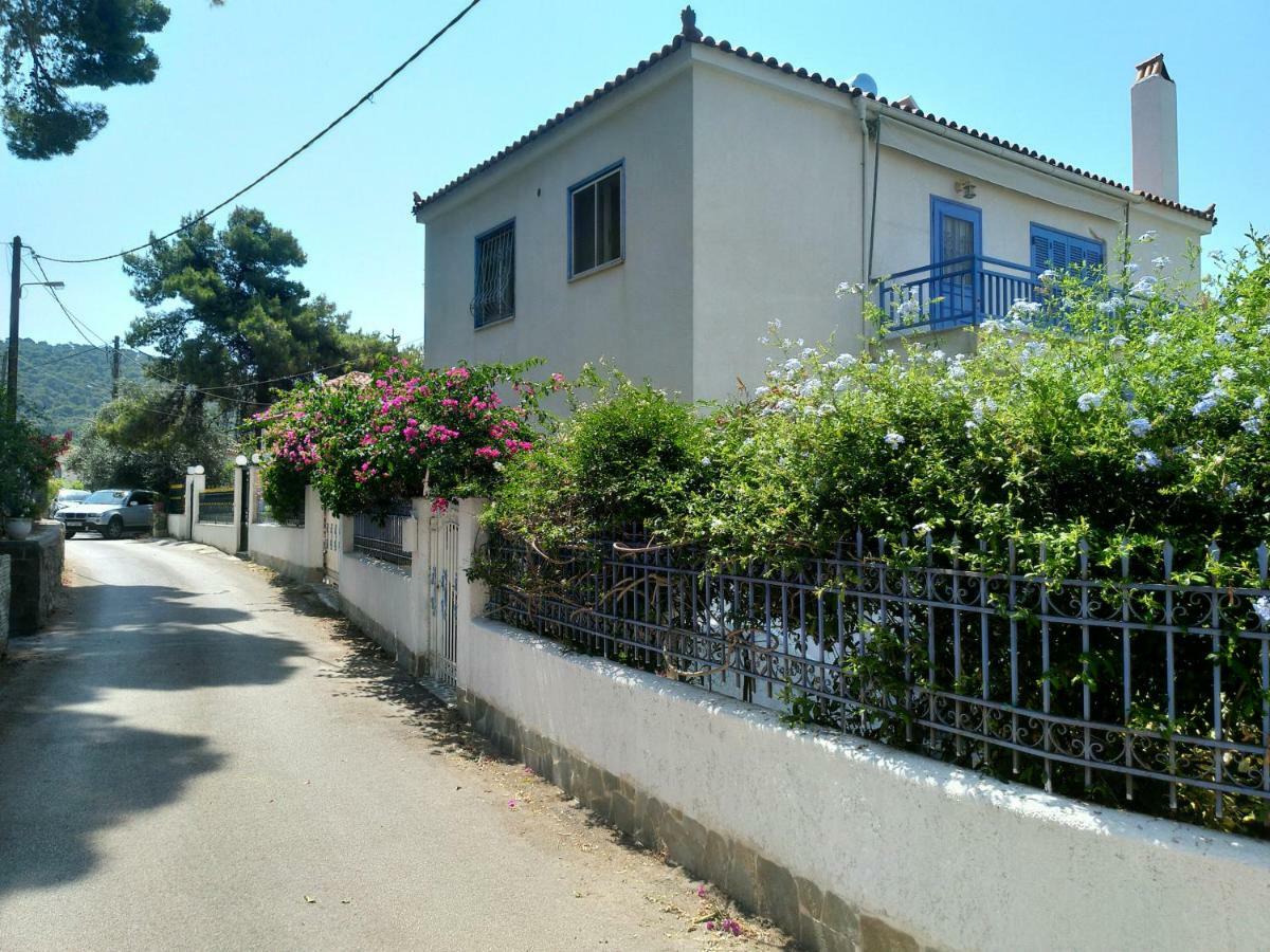 Rigos House At Askeli Beach, Poros Island Villa Poros Town Exterior foto